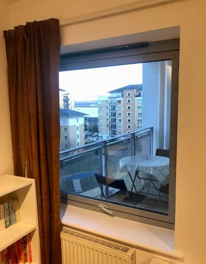 Room 1 Or 2 Ppl Near Excel, O2, Canary Wharf - London Luaran gambar