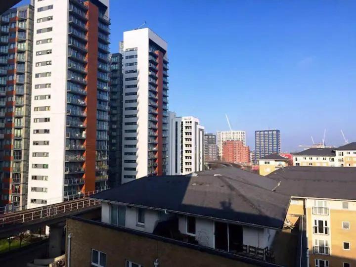 Room 1 Or 2 Ppl Near Excel, O2, Canary Wharf - London Luaran gambar